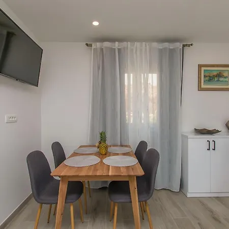 Marin Apartment Lokva Rogoznica